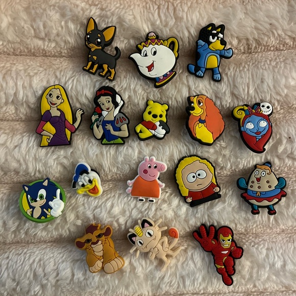 Croc Jibbet Charms - Picture 1 of 11